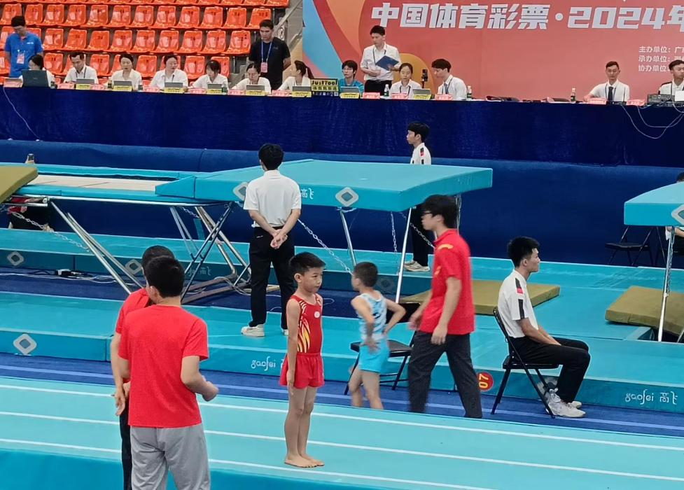 开云体育下载网页版-关于全国青少年蹦床锦标赛，童真与力量的完美结合的信息