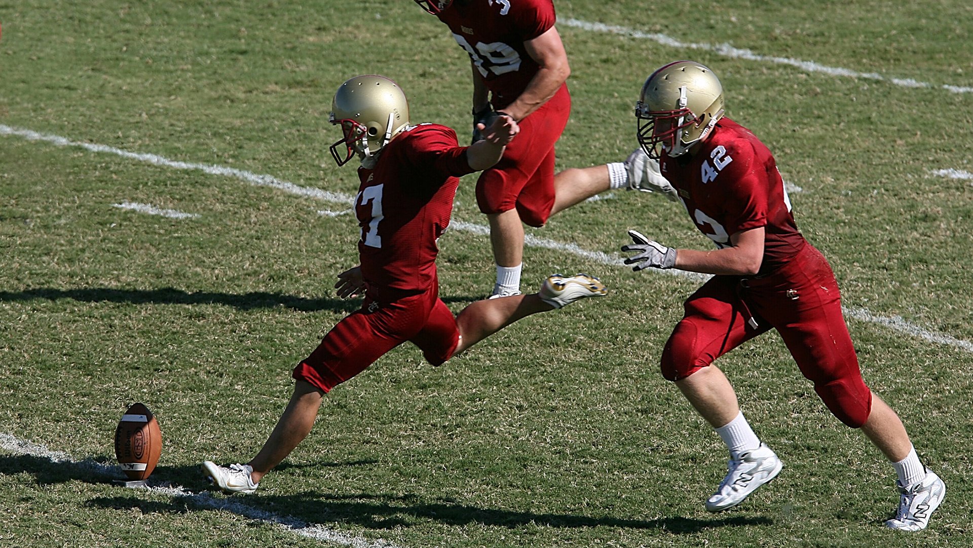 开云体育官方网站登陆-西甲“青春风暴”持续蔓延，年轻球员成为焦点，足坛青春风暴